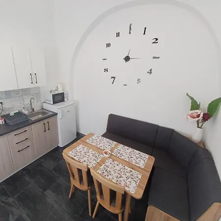 Appartement Rad-var Apartmanhaz *