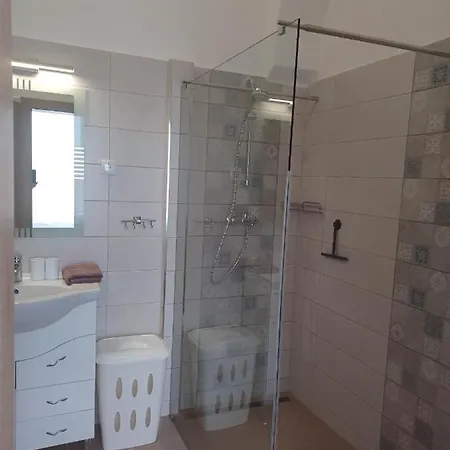 Appartement Rad-var Apartmanhaz Eger